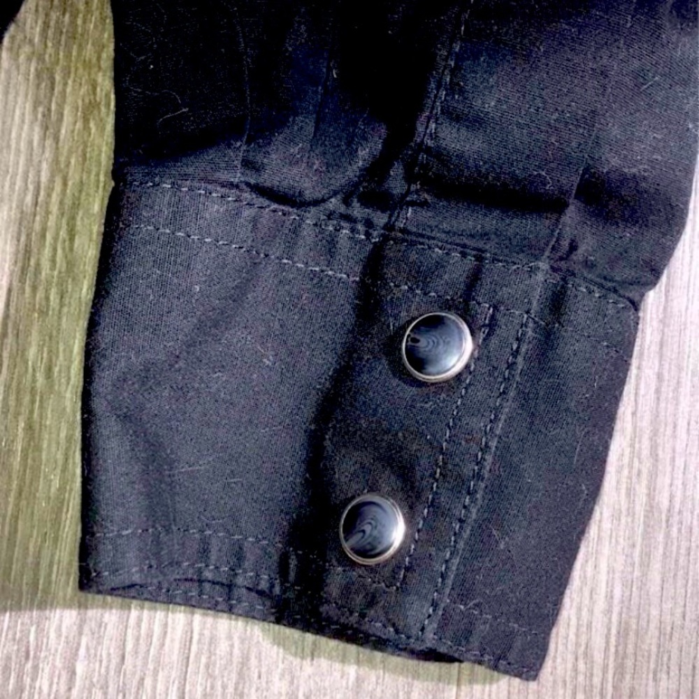 Wrangler button down - Picture 4 of 5